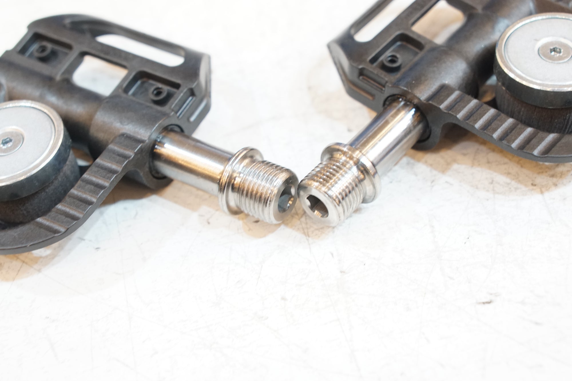 MAGPED 「マグペド」 GRAVEL X-CARBON ペダル / バイチャリ浦和ベース