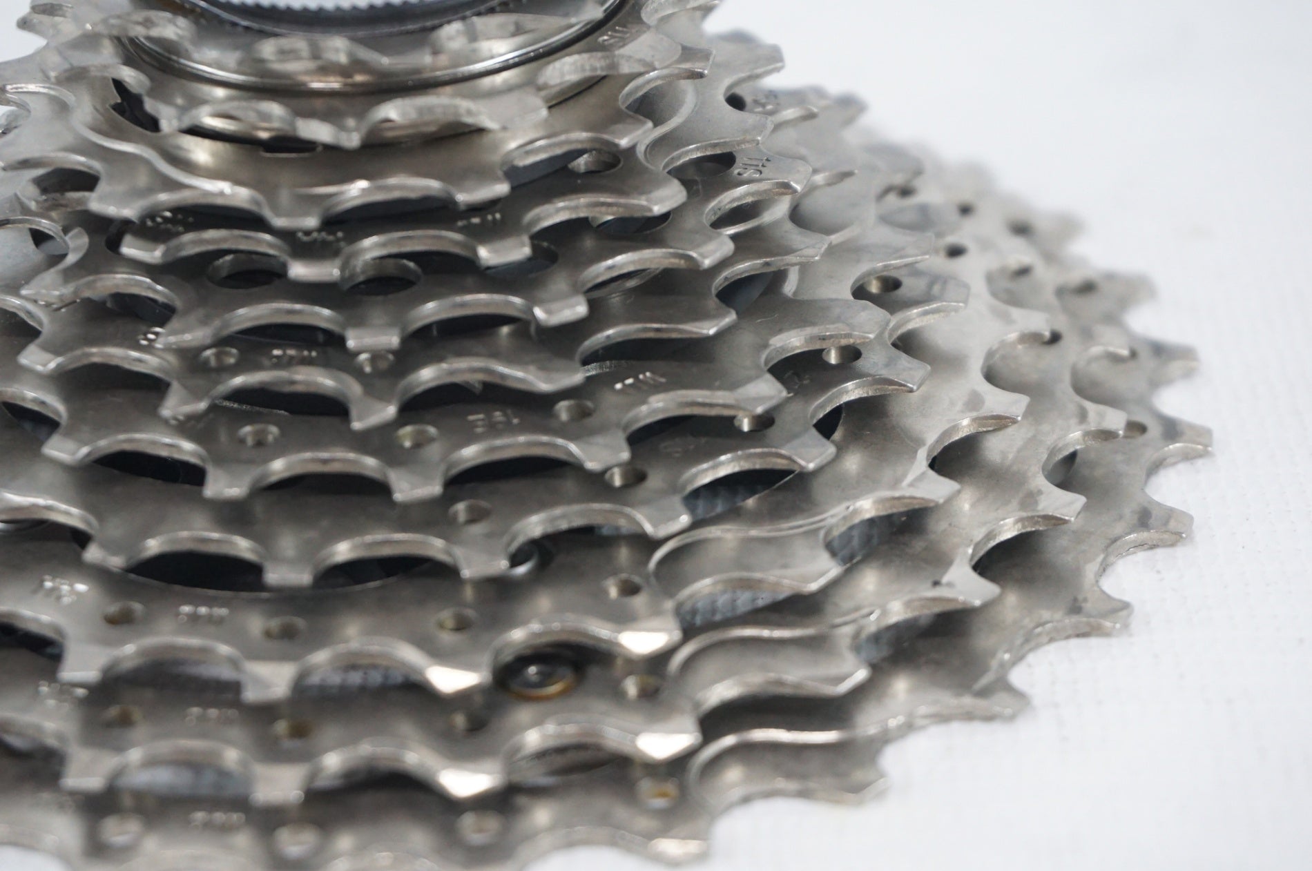 SHIMANO 「シマノ」 105 CS-R7000 11-30T スプロケット / 阪急塚口店