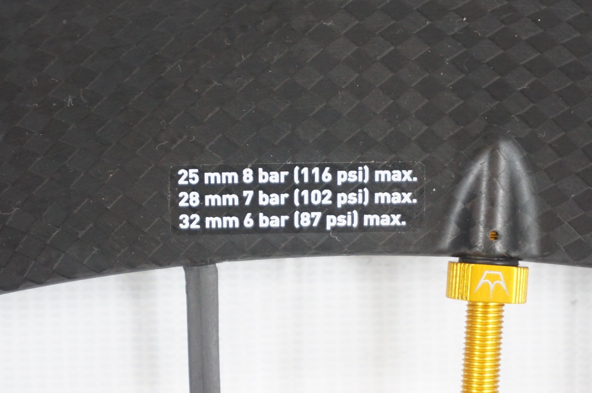 LIGHTWEIGHT 「ライトウェイト」 OBERMAYER EVO DISC Schaez Edition シマノ11-12速 ホイールセット / 阪急塚口店