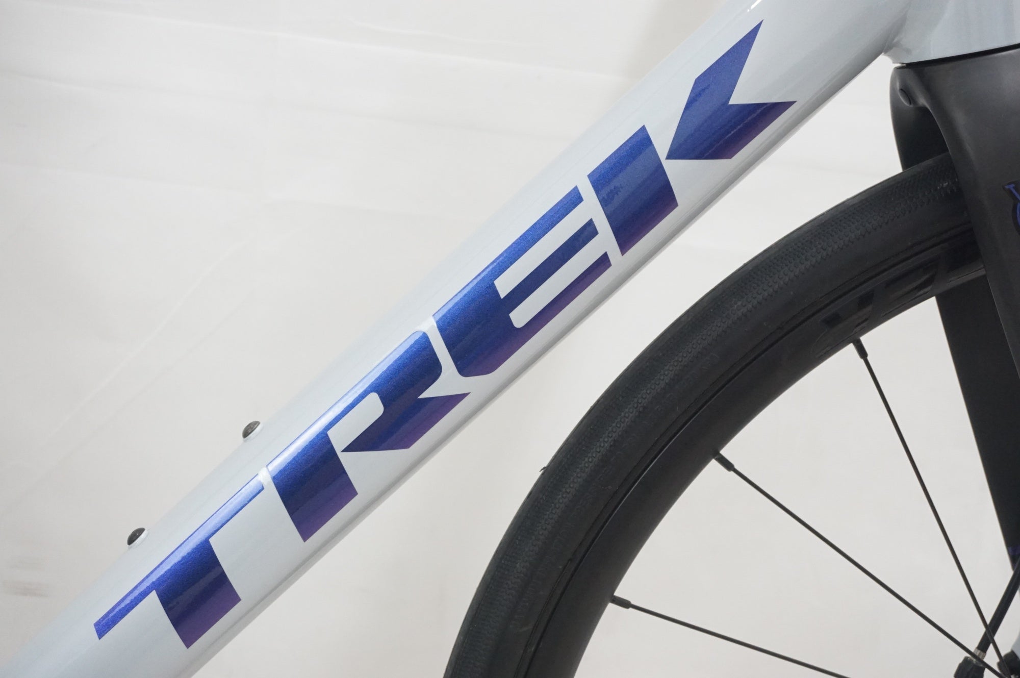 TREK 「トレック」 DOMANE AL2 GEN4 2024年モデル ロードバイク / 福岡アイランドシティ店