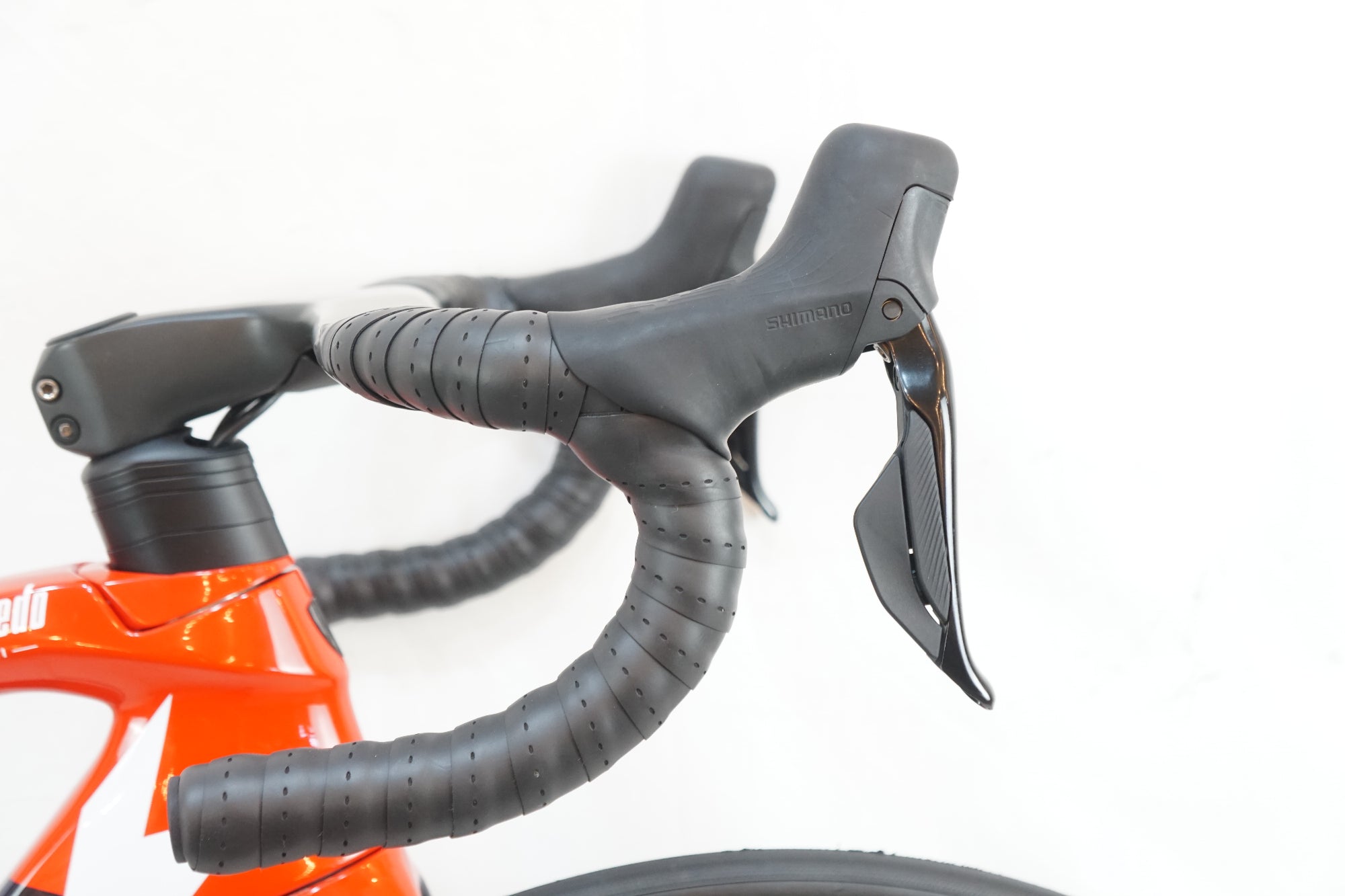 TREK 「トレック」 EMONDA SLR6 2023年モデル ロードバイク / バイチャリ浦和ベース