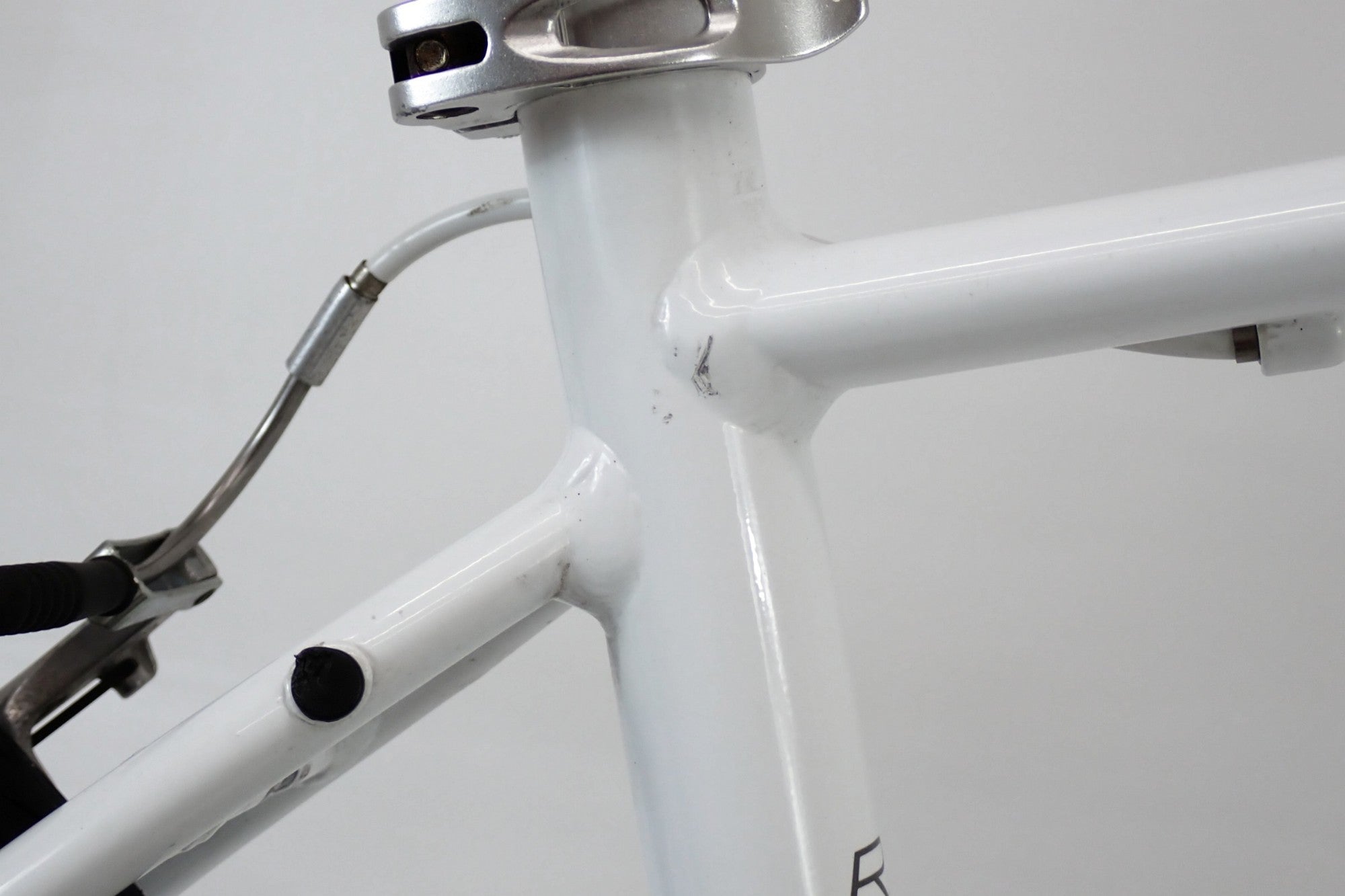 GIANT 「ジャイアント」 ESCAPE R3 2022年モデル クロスバイク / 伊勢崎店