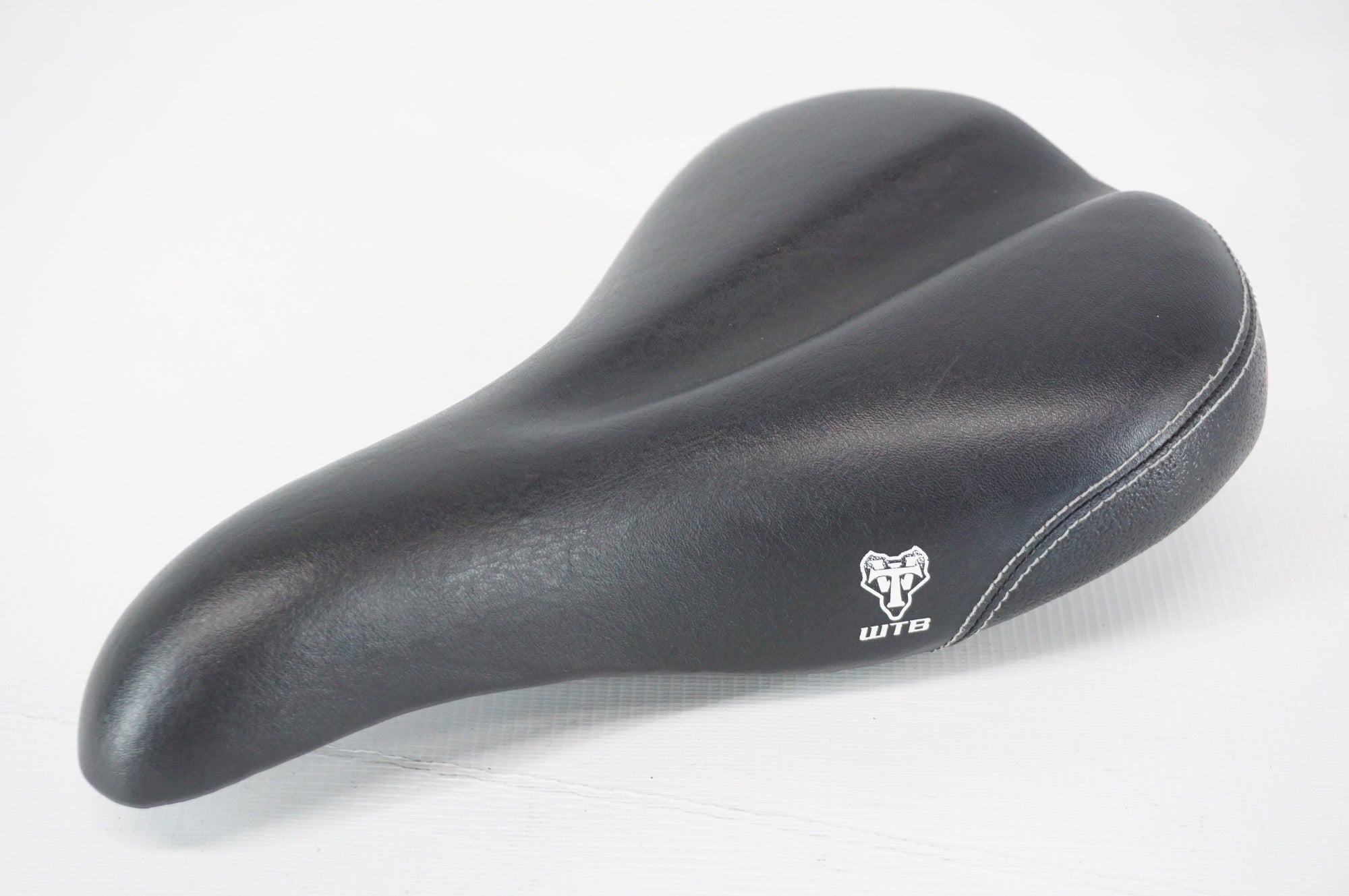 WTB 「ダブリューティービー」 SPEED V サドル / 阪急塚口店
