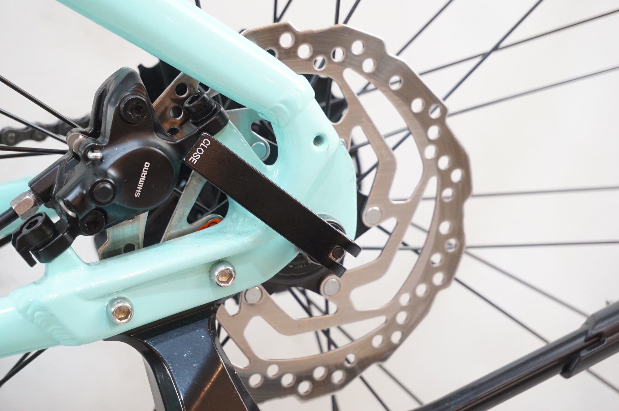 BIANCHI 「ビアンキ」 C-SPORT CROSS DISC 2026年モデル クロスバイク / 浦和ベース
