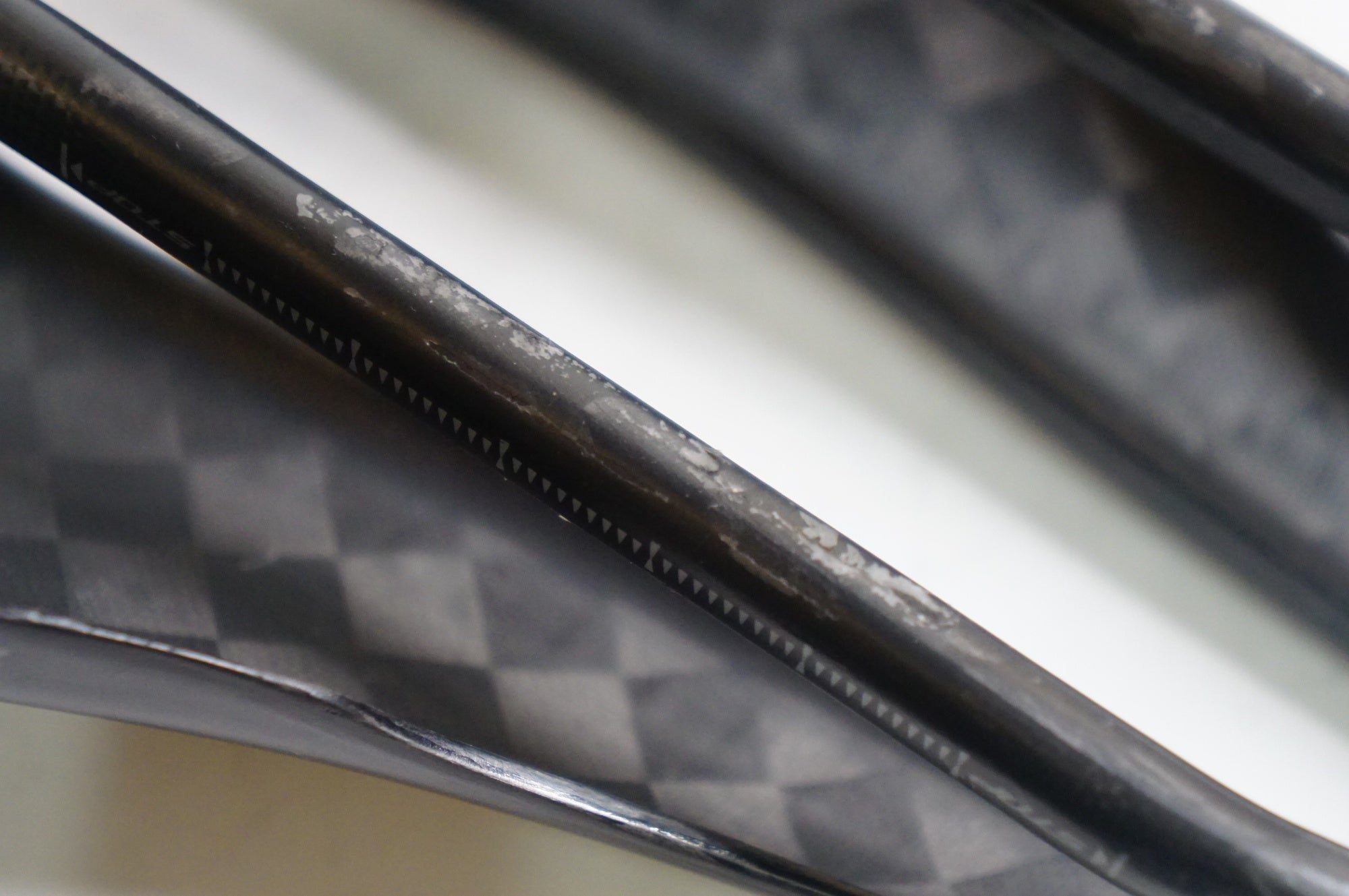 SELLE ITALIA 「セライタリア」 SLR BOOST TEKNO SUPERFLOW サドル / 熊谷本店