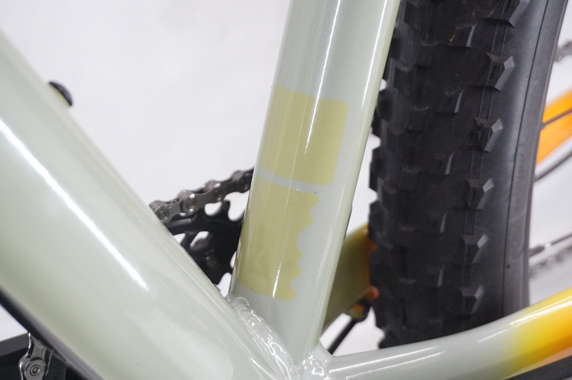 GT 「ジーティー」 AVALANCHE ELITE 2021年モデル マウンテンバイク / 阪急塚口店