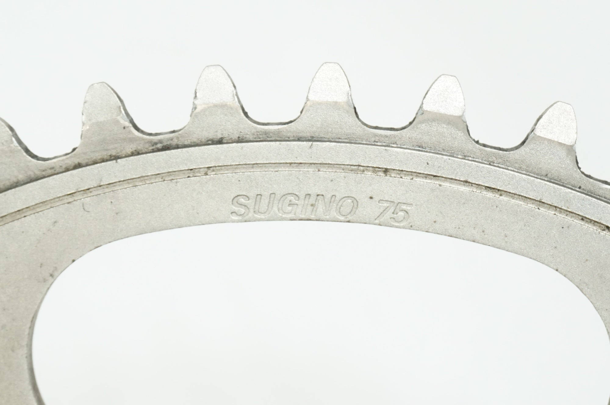 SUGINO 「スギノ」 75 NJS PCD144 48T チェーンリング / 大宮店