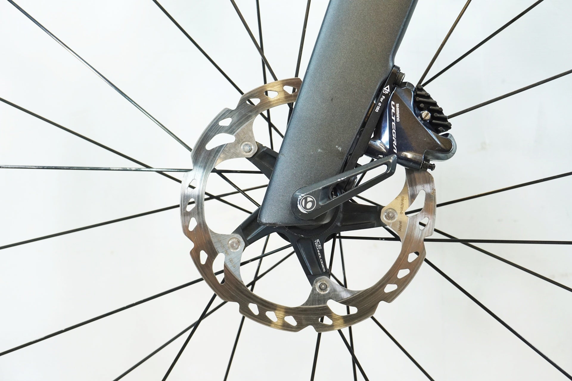 TREK 「トレック」 MADONE SL6 DISC 2020-2021年モデル ロードバイク / 有明ガーデン店