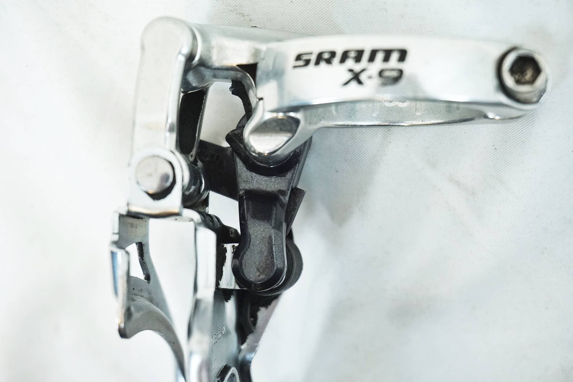 SRAM 「スラム」 X-9 フロントディレイラー / 有明ガーデン店