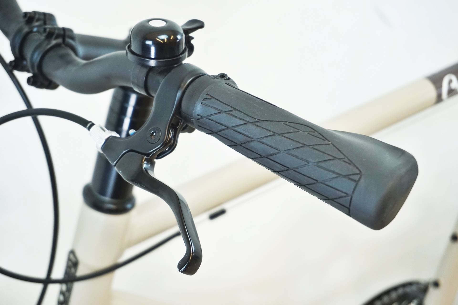 TERN 「ターン」 CREST 2022年モデル 20インチ ミニベロ / 有明ガーデン店