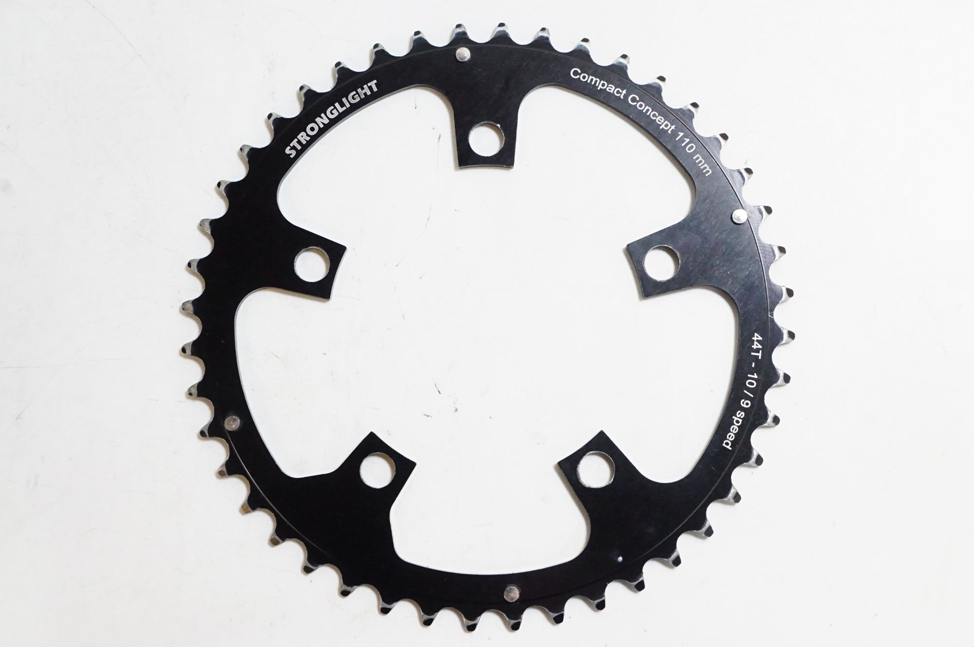 STRONGLIGHT 「ストロングライト」 44T チェーンリング / 熊谷本店