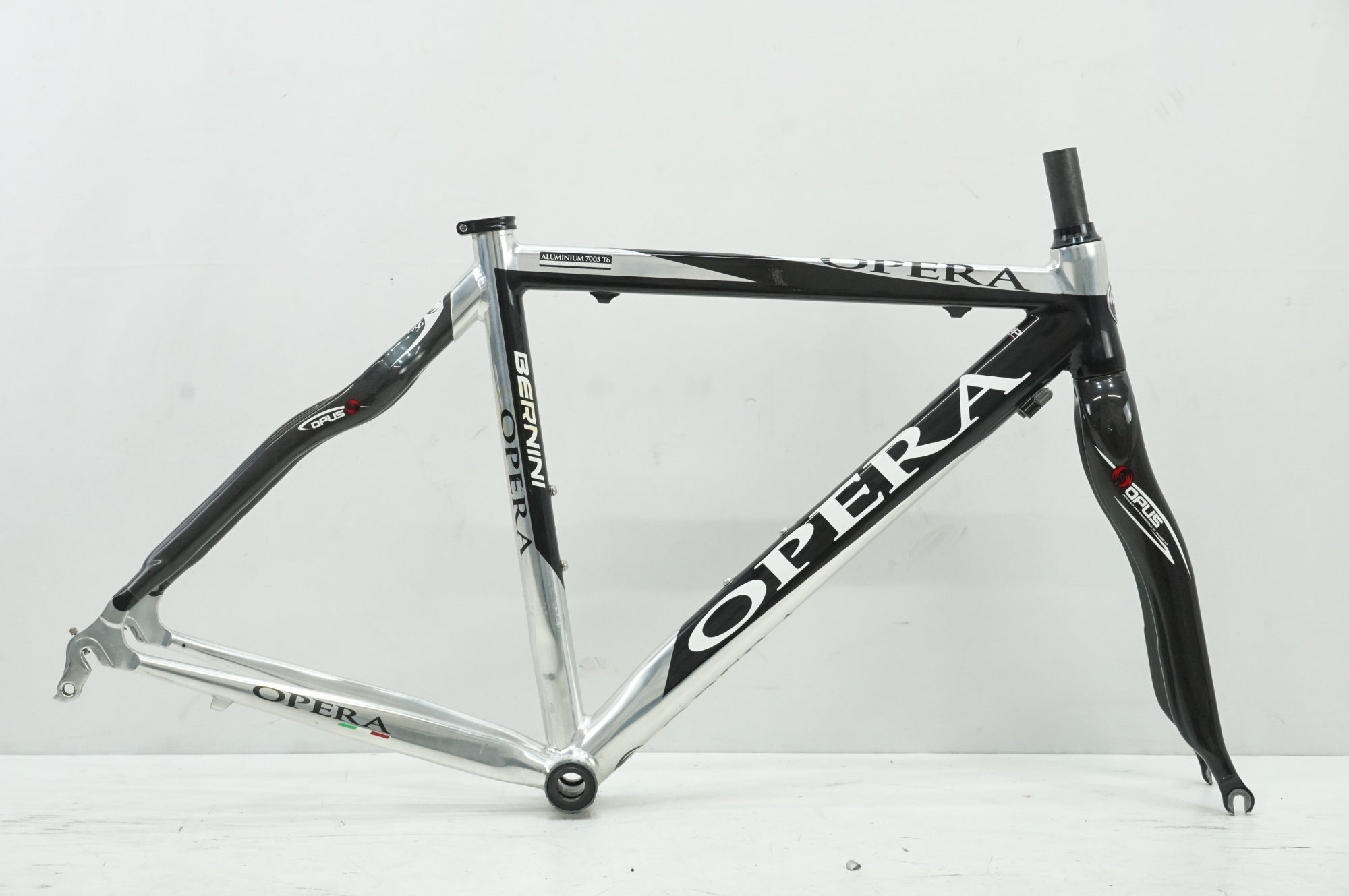 ジャンク OPERA 「オルベア」 BERNINI 2007年モデル フレームセット / 大宮店