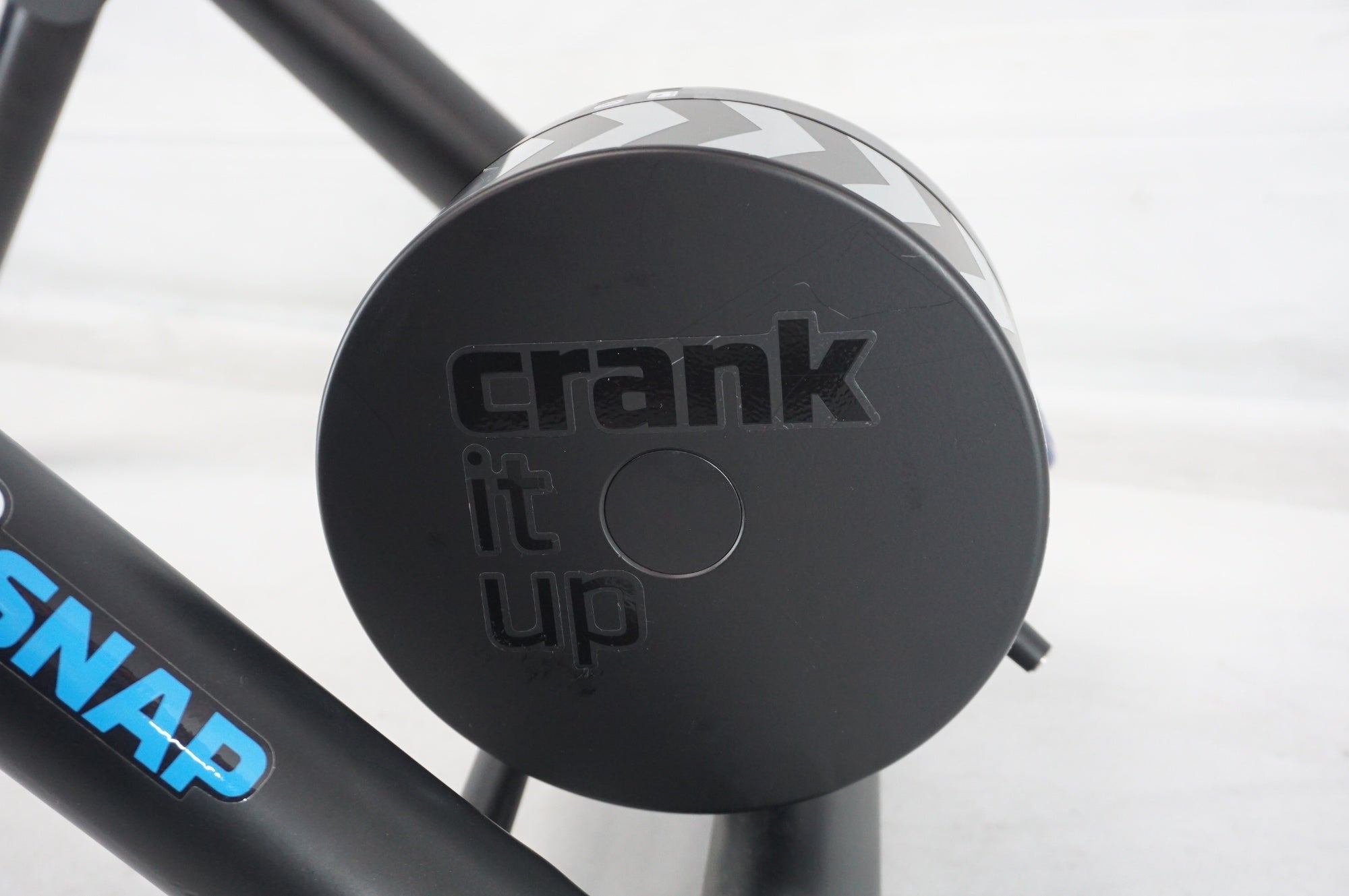 WAHOO 「ワフー」 KICKR SNAP スマートトレーナー / 阪急塚口店