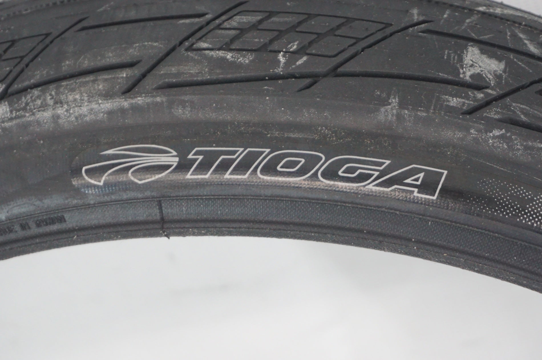 TIOGA 「タイオガ」 SPECTR 20x2.40 タイヤセット / 阪急塚口店