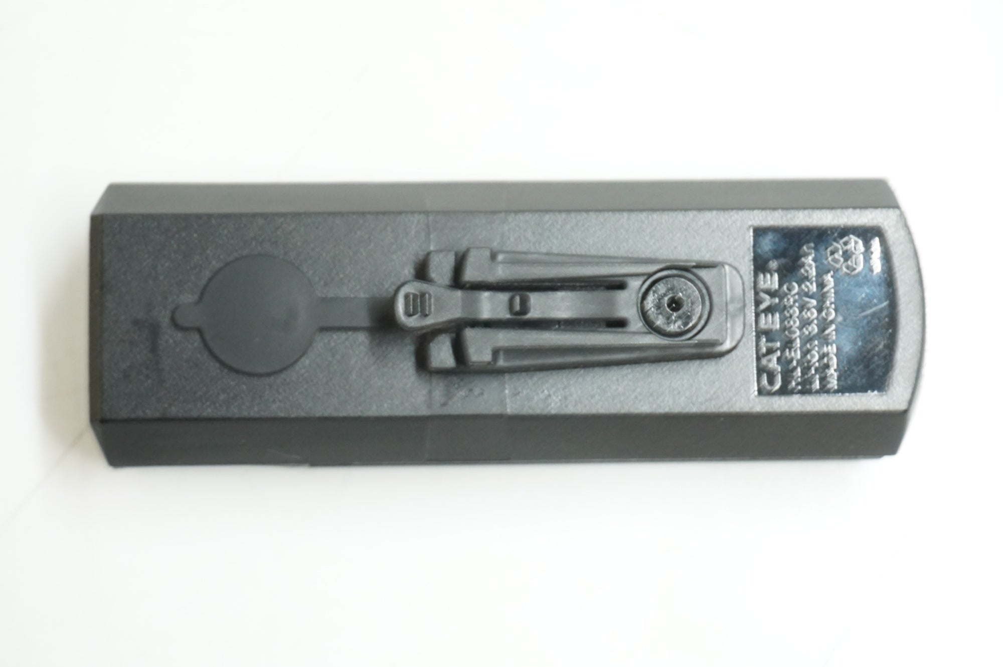 CATEYE 「キャットアイ」 AMPP300 フロントライト / 大宮店