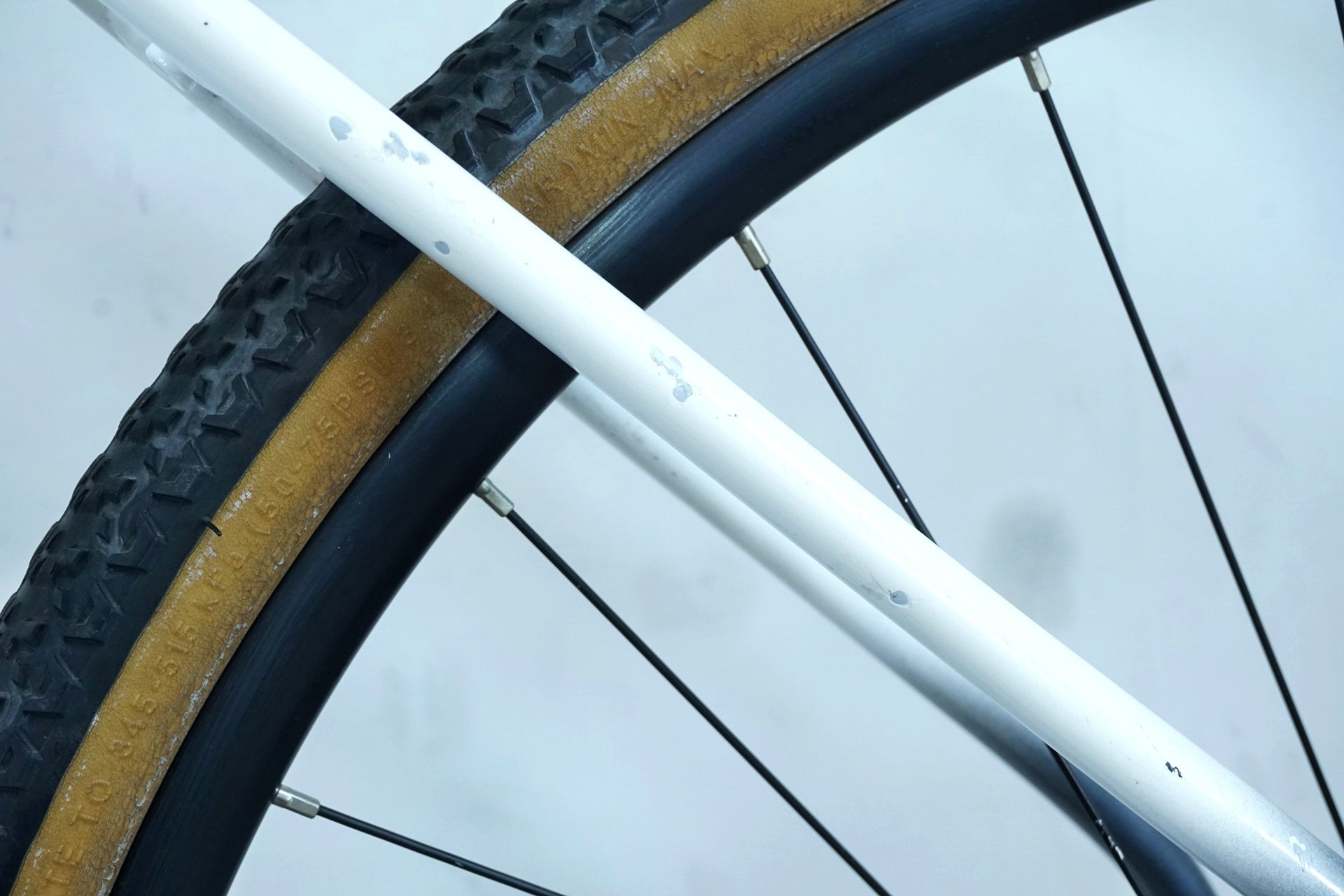 NESTO 「ネスト」 GAVEL 2026年モデル グラベル ロードバイク / 有明ガーデン店