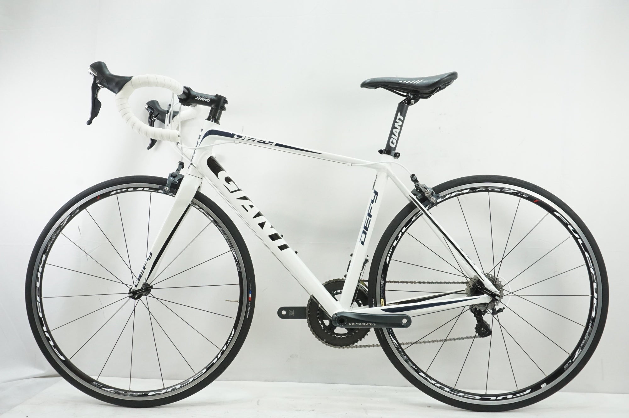 GIANT 「ジャイアント」 DEFY3 2013年モデル ロードバイク カスタム / 大宮店