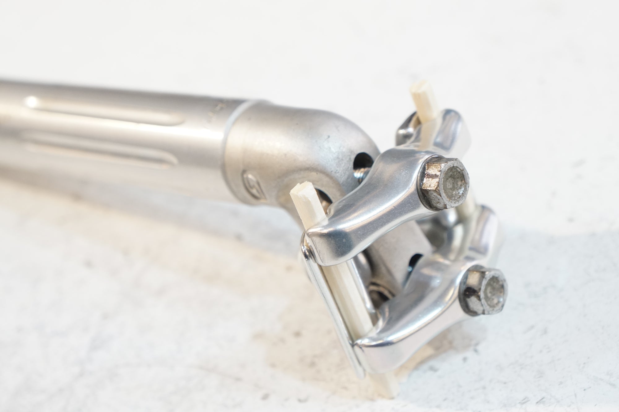 SUGINO 「スギノ」 MIGHTY NJS φ26.8 205mm シートポスト / バイチャリ浦和ベース