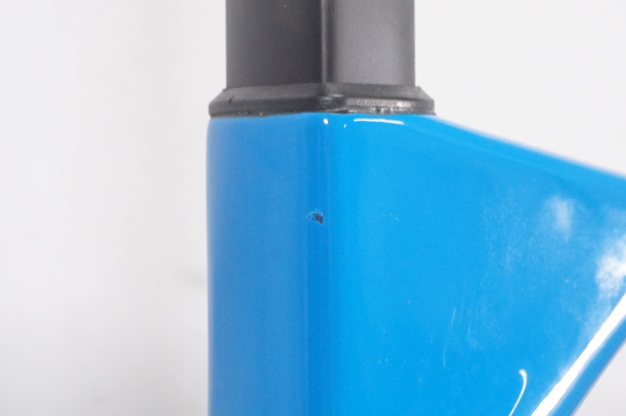 CANYON 「キャニオン」 ULTIMATE CF SL 8 AXS MOVISTAR 2023年モデル ロードバイク / AKIBA店