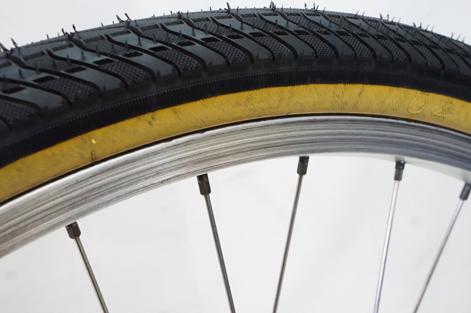 ARAYA 「アラヤ」 VP-20 26インチ リム SHIMANO HB-RM40 ハブ フロントホイール / 熊谷本店