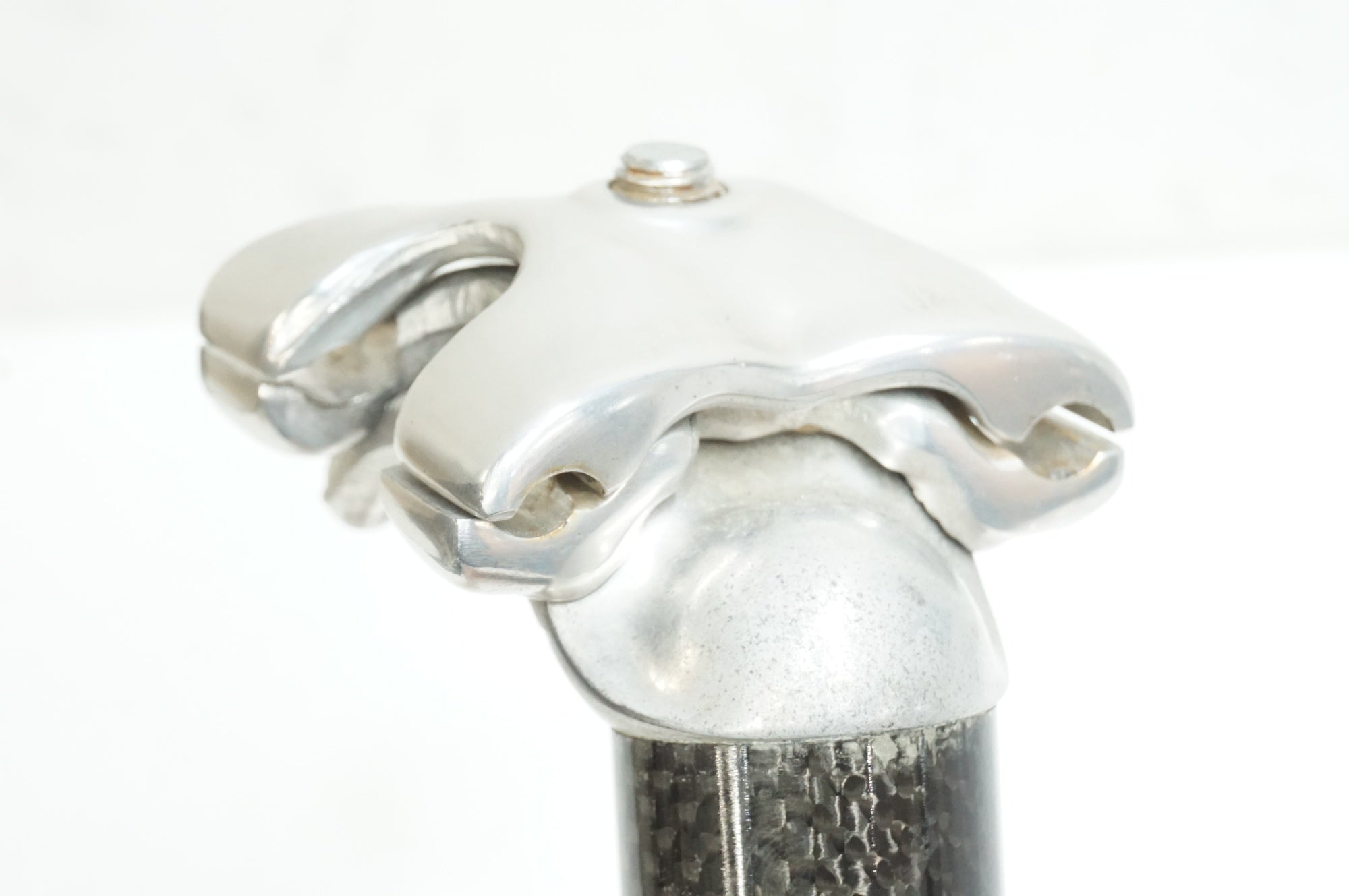 CAMPAGNOLO 「カンパニョーロ」 RECORD CARBON 230mm φ27.2 シートポスト / 大宮店