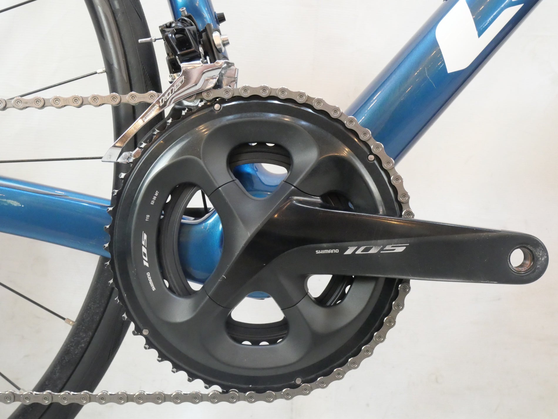 LOOK 「ルック」 785 HUEZ DISC 105 2020年モデル ロードバイク / バイチャリ浦和ベース