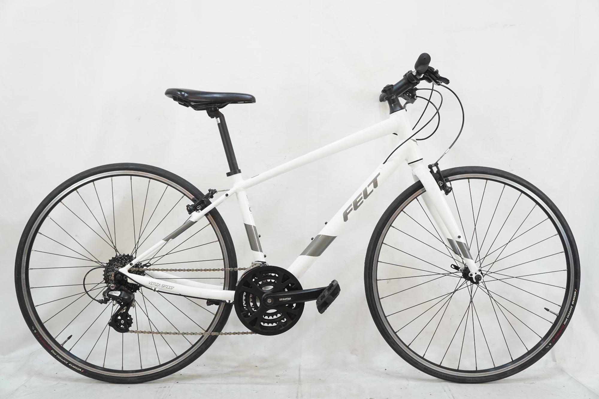 FELT VERZA speedクロスバイク ホワイト FELT 「フェルト」 VERZA SPEED 50 2022年モデル クロスバイク