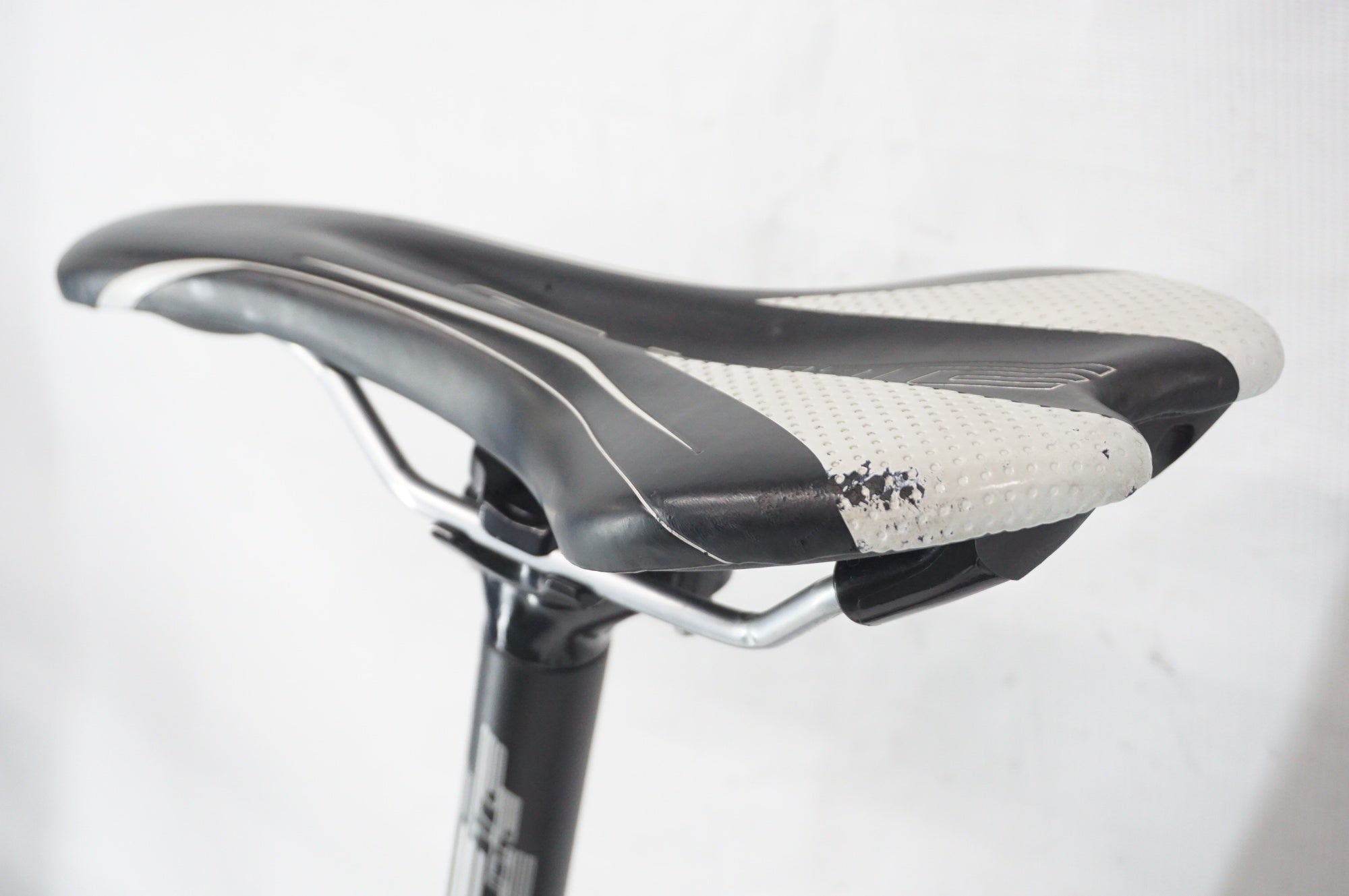 BH 「ビーエイチ」 ULTRALIGHT 105 2015年モデル ロードバイク / 阪急塚口店