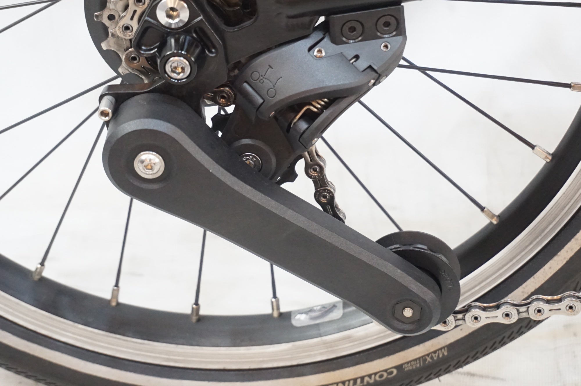 BROMPTON 「ブロンプトン」 P LINE URBAN LOW S4L 2024年モデル 16インチ 折り畳み自転車 / 浦和ベース