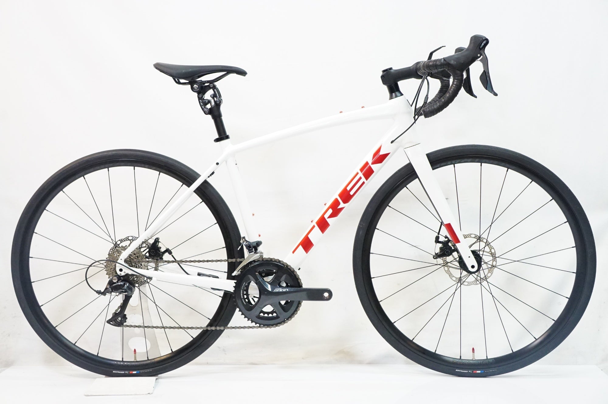 TREK 「トレック」 DOMANE AL 3 GEN 3 2022年モデル ロードバイク
