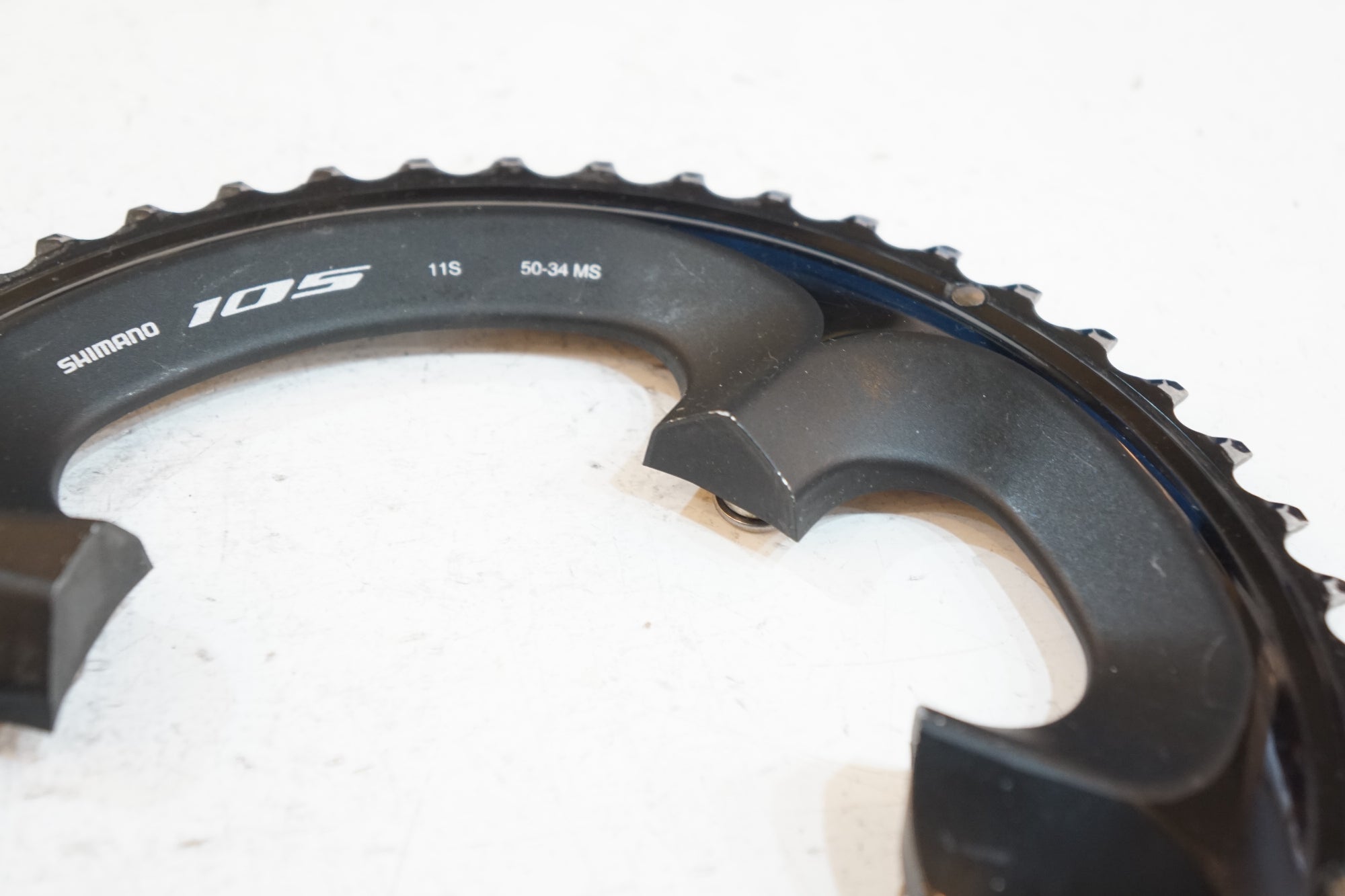 SHIMANO 「シマノ」 105 FC-R7000 50T アウターチェーンリング / バイチャリ浦和ベース