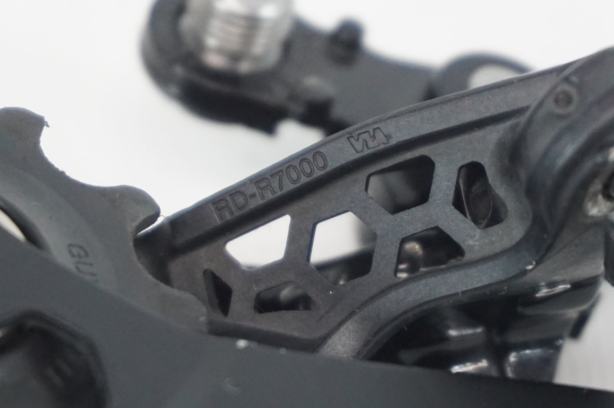 SHIMANO 「シマノ」 105 RD-R7000 リアディレイラー / 阪急塚口店