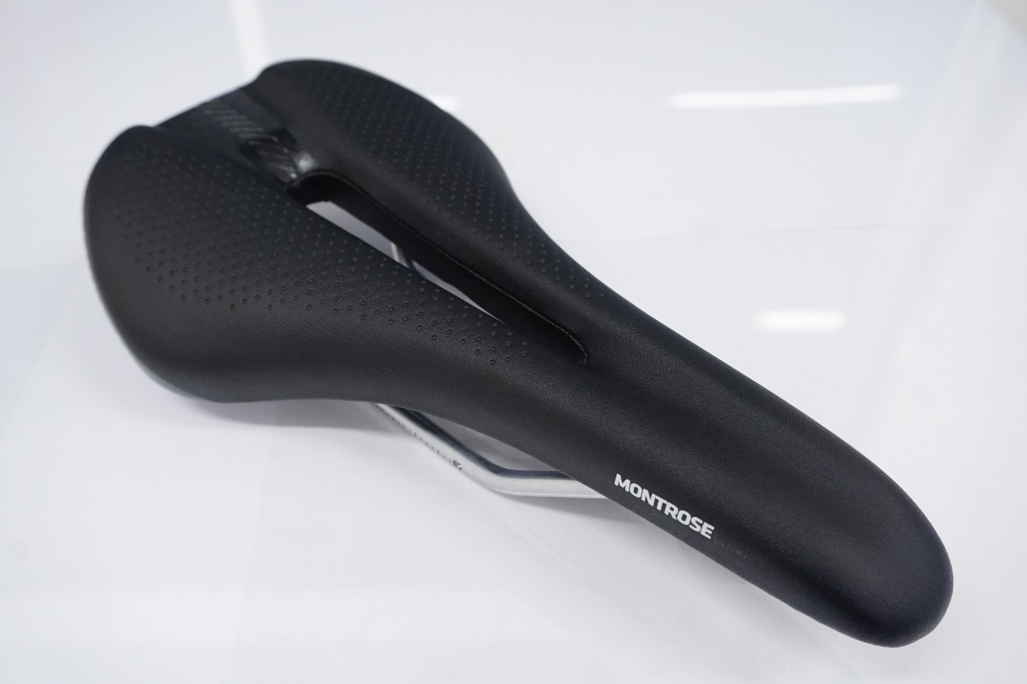 BONTRAGER MONTROSE ELITE サドル BONTRAGER 「ボントレガー」 MONTROSE ELITE サドル / 浜松店