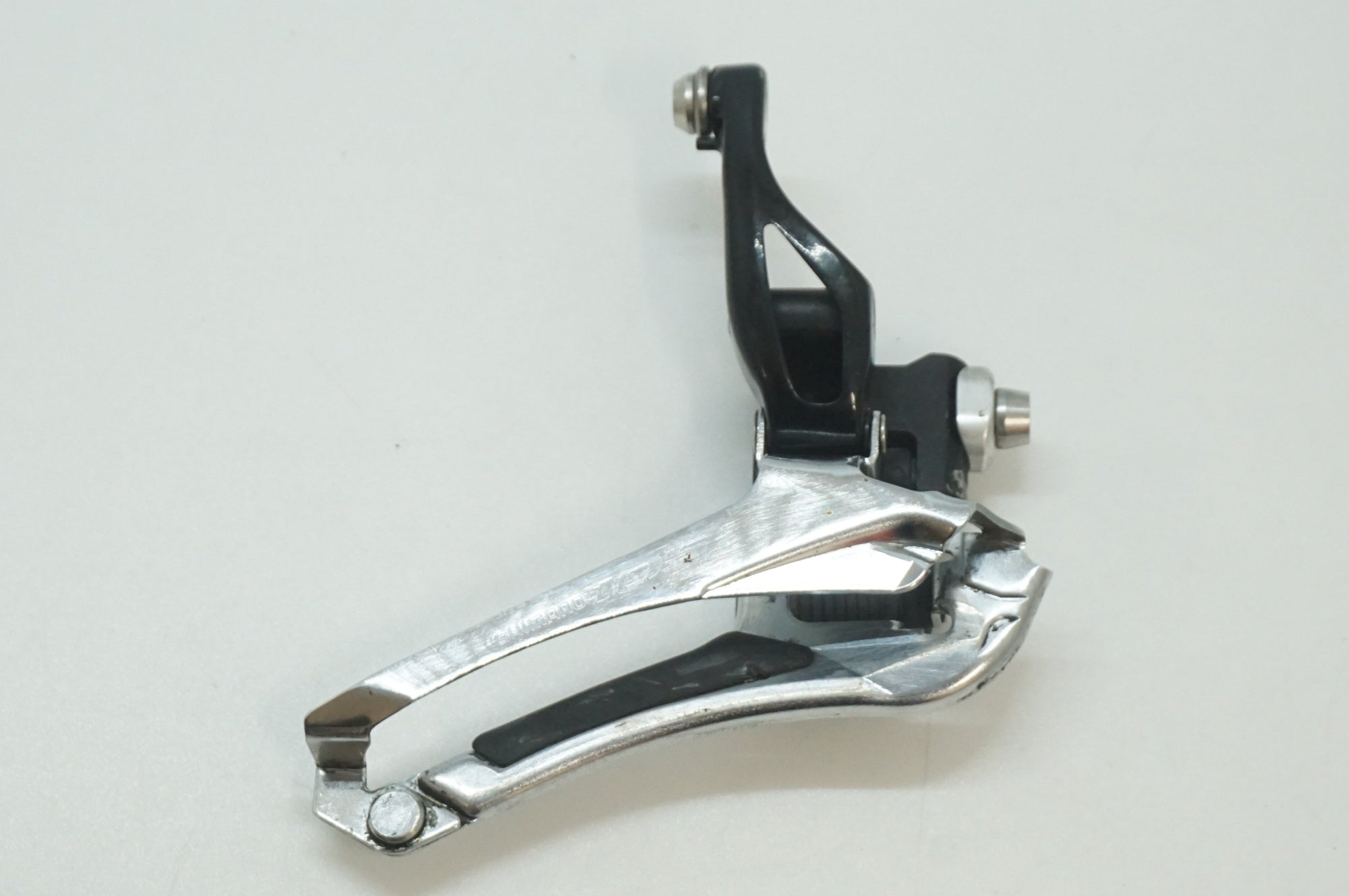 SHIMANO 「シマノ」 105 FD-5800 フロントディレイラー / 福岡店