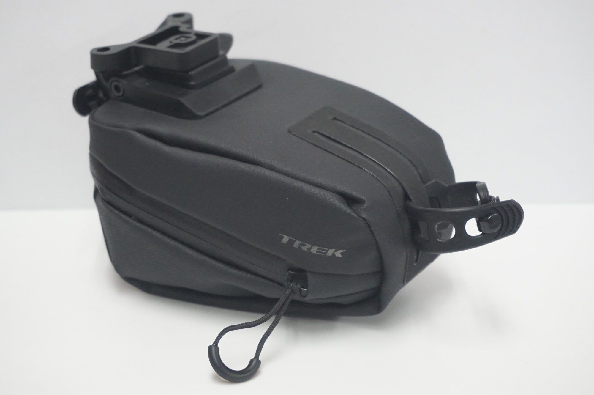 TREK 「トレック」 BLENDR サドルバッグ / 福岡店