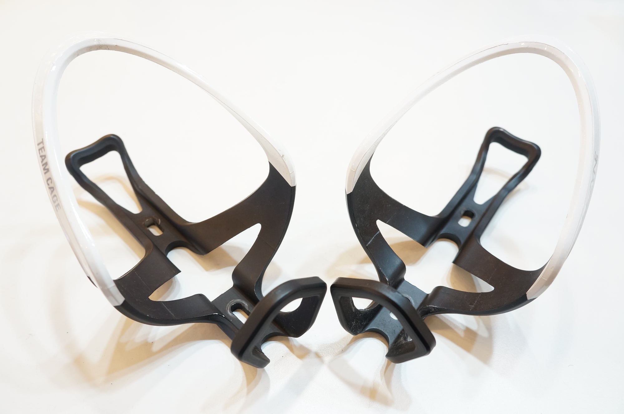 LEZYNE 「レザイン」 TEAM CAGE ボトルケージセット / バイチャリ浦和ベース