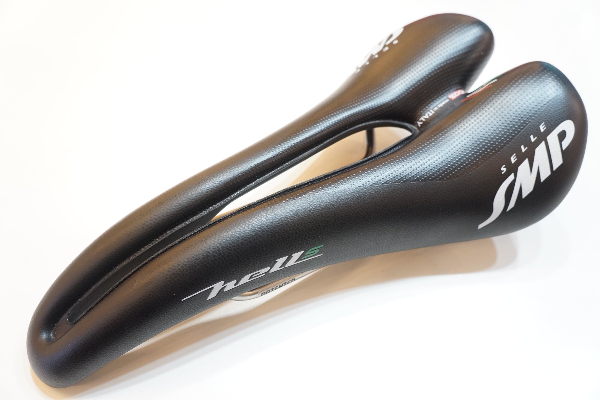 SELLE SMP 「セラエスエムピー」 HELL S サドル / バイチャリ浦和ベース