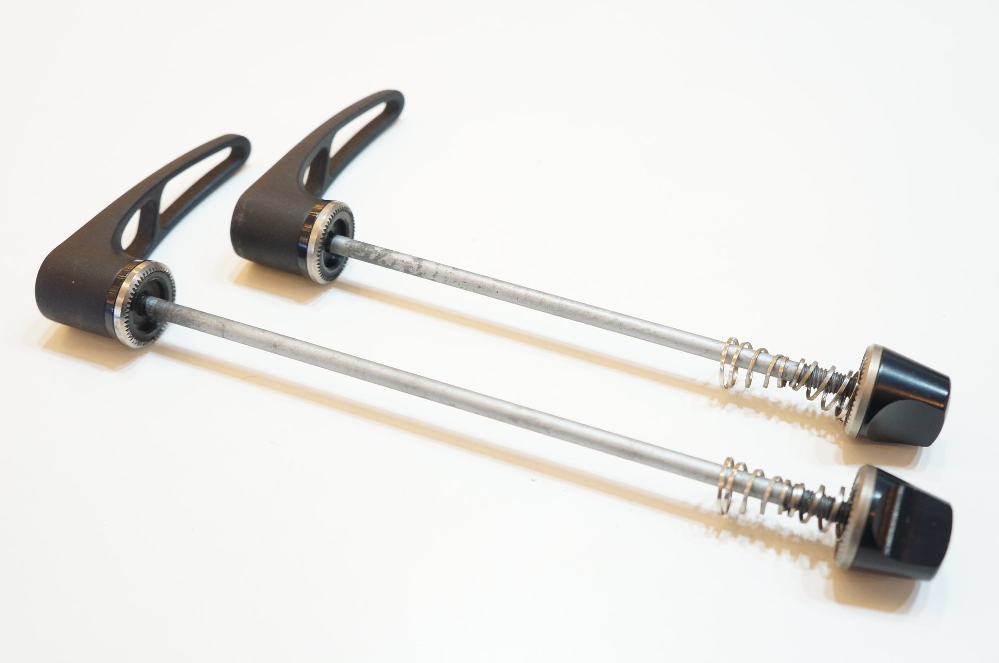 DT SWISS 「ディーティースイス」 RWS 10 ALU ROAD 100/130mm クイックリリースレバーセット / バイチャリ浦和ベース