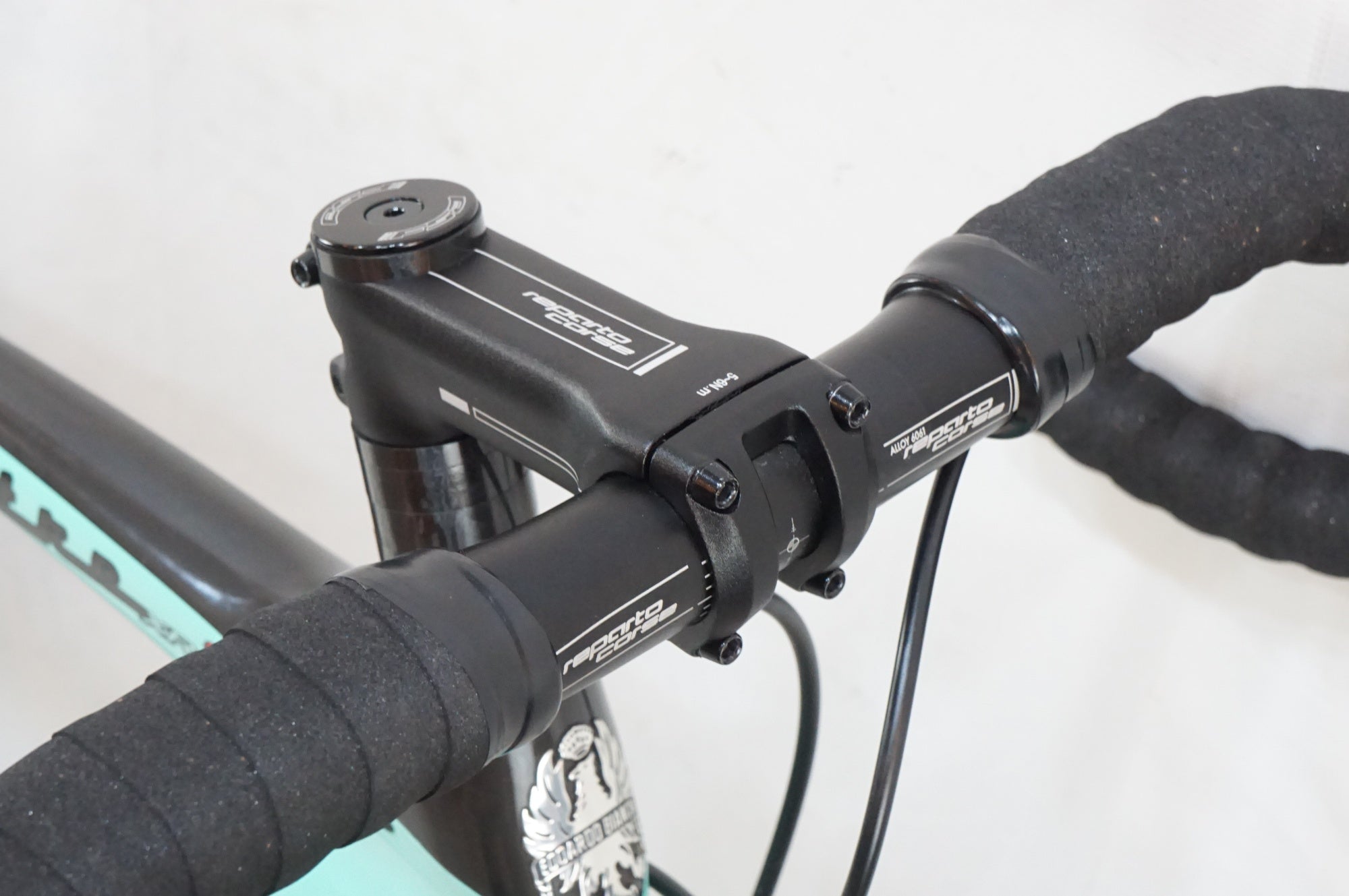 BIANCHI 「ビアンキ」 OLTRE XR3 105 DISC 2021年モデル カスタム ロードバイク / バイチャリ浦和ベース