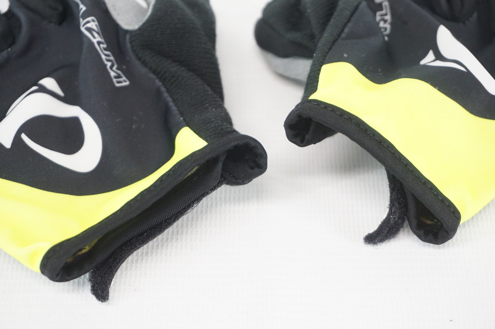 PEARL IZUMI 「パールイズミ」 ハーフフィンガー Mサイズ グローブ / 阪急塚口店