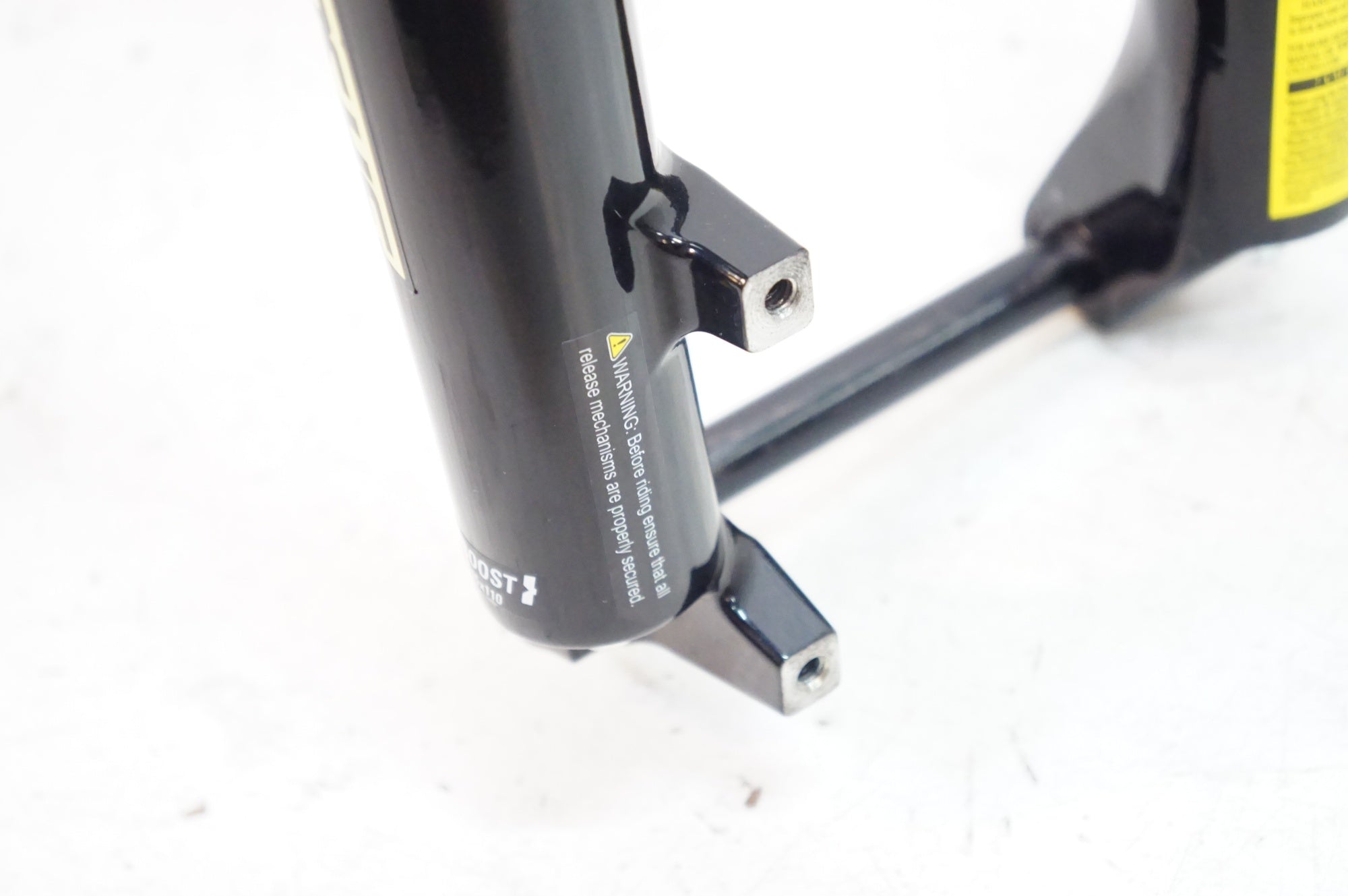 SR SUNTOUR 「エスアールサンツアー」 XCM34 BOOST 29インチ サスペンションフォーク / 熊谷本店