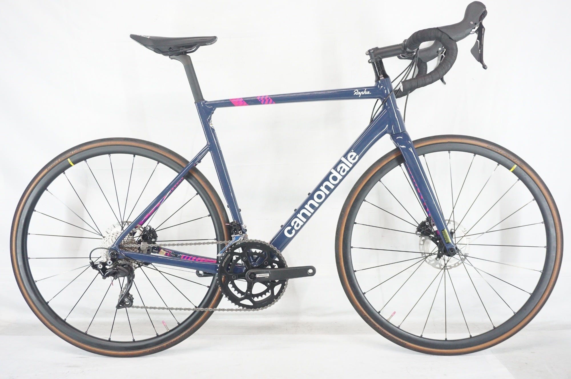【ジャンク】Cannondale CAAD8 ロードバイク（ホイール・空気入れ付き）処分価格 CANNONDALE 「キャノンデール」 CAAD13 DISC 105 RAPHA 2021年モデル