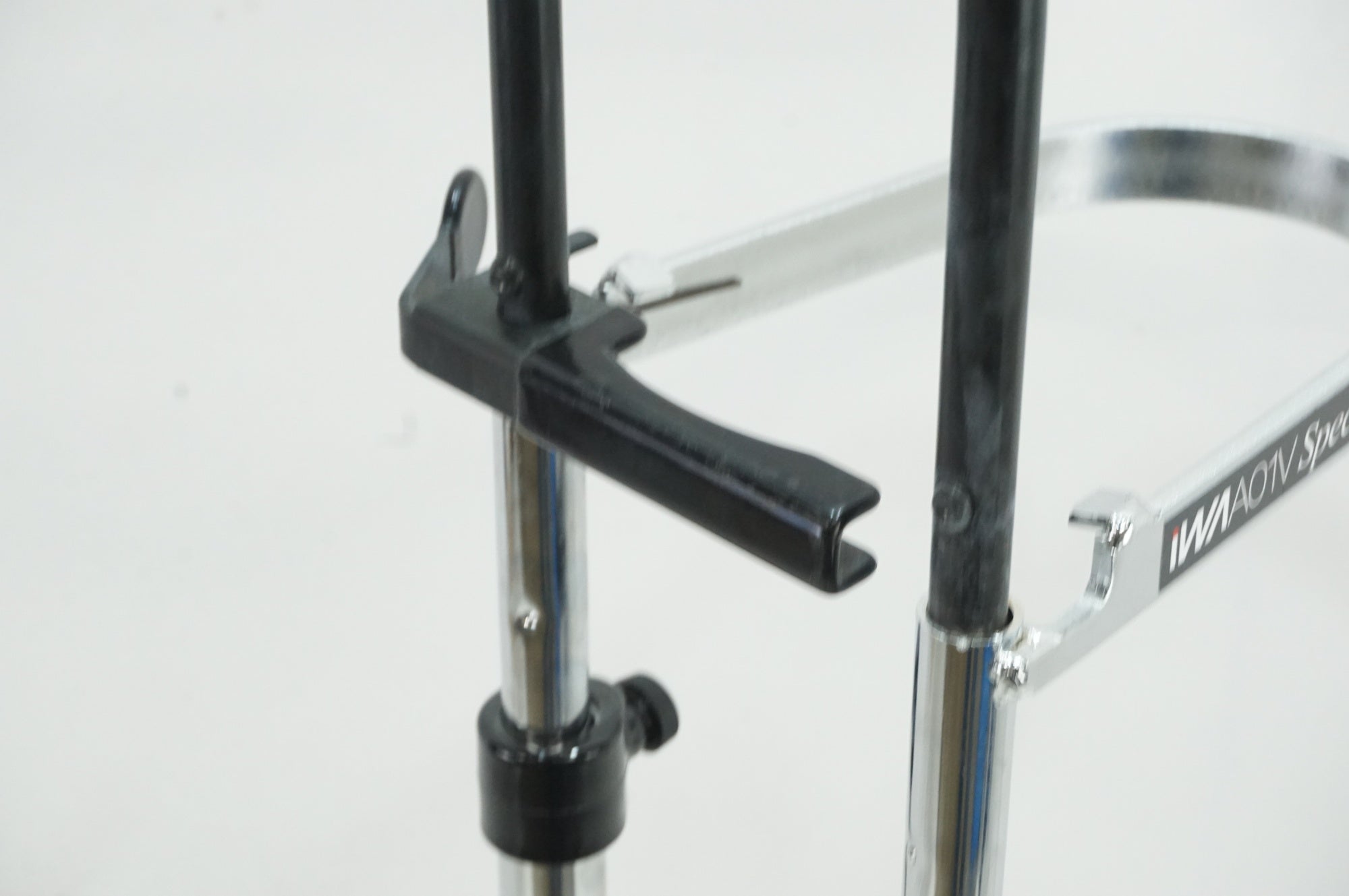 IWA 「アイダブルエー」 A01V SPECIAL ディスプレイスタンド / 大宮店