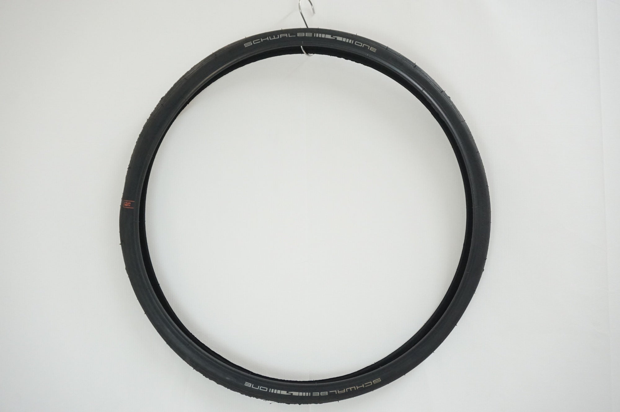 SCHWALBE 「シュワルベ」 ONE 20×1-1/8 タイヤ / 福岡店