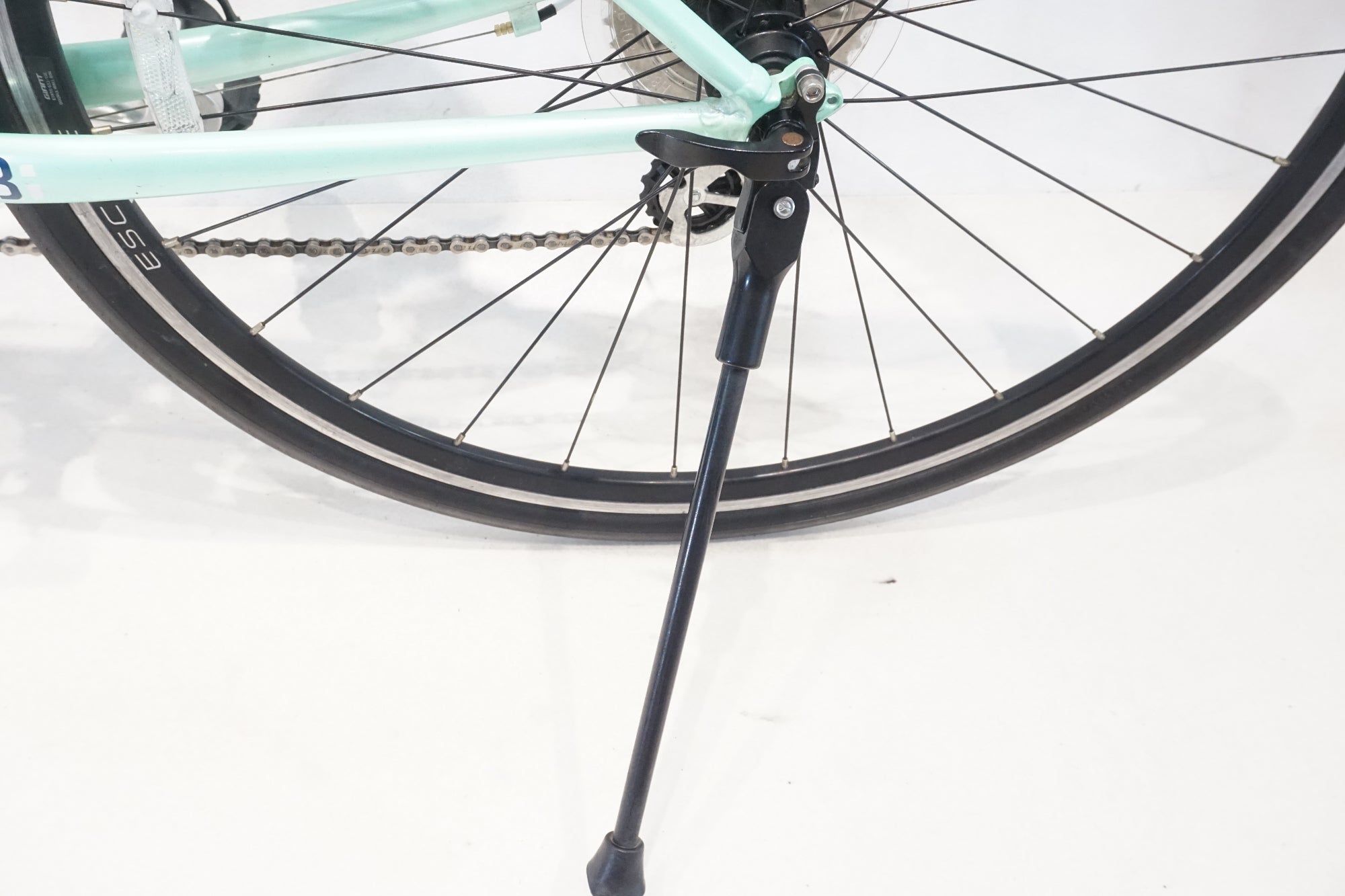 GIANT 「ジャイアント」 LIV ESCAPE R3 W 2024年モデル クロスバイク / 横浜戸塚店