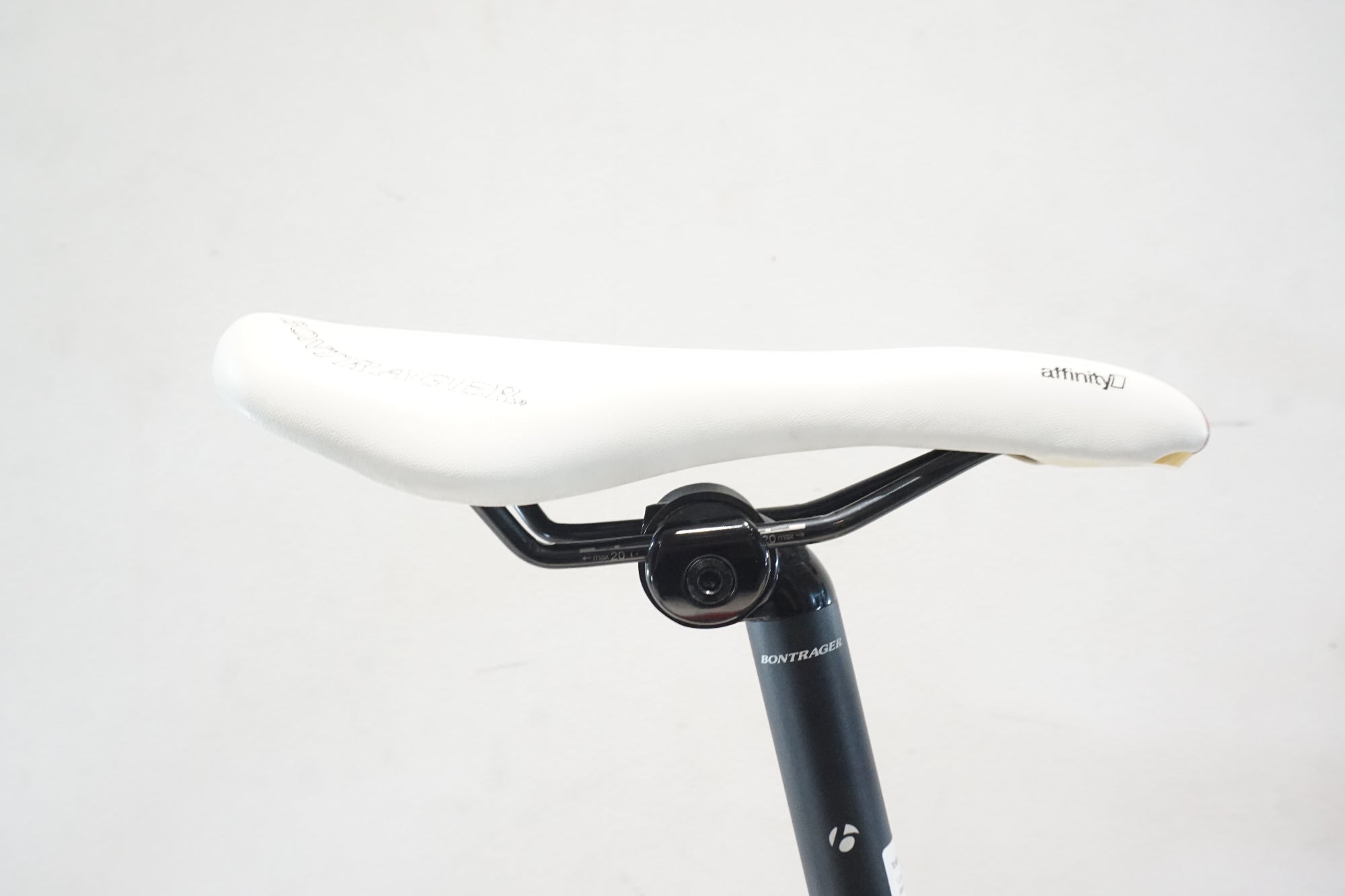 TREK 「トレック」 MADONE 2.1 2013年モデル ロードバイク / 横浜戸塚店