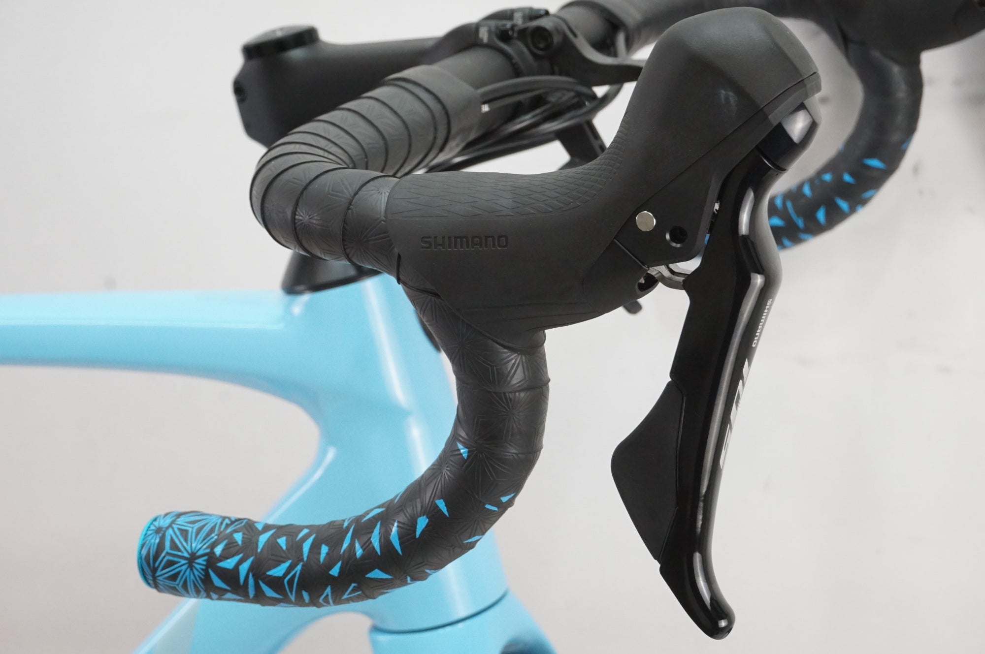 TREK 「トレック」 EMONDA ALR 5 2023年モデル ロードバイク / 大宮店