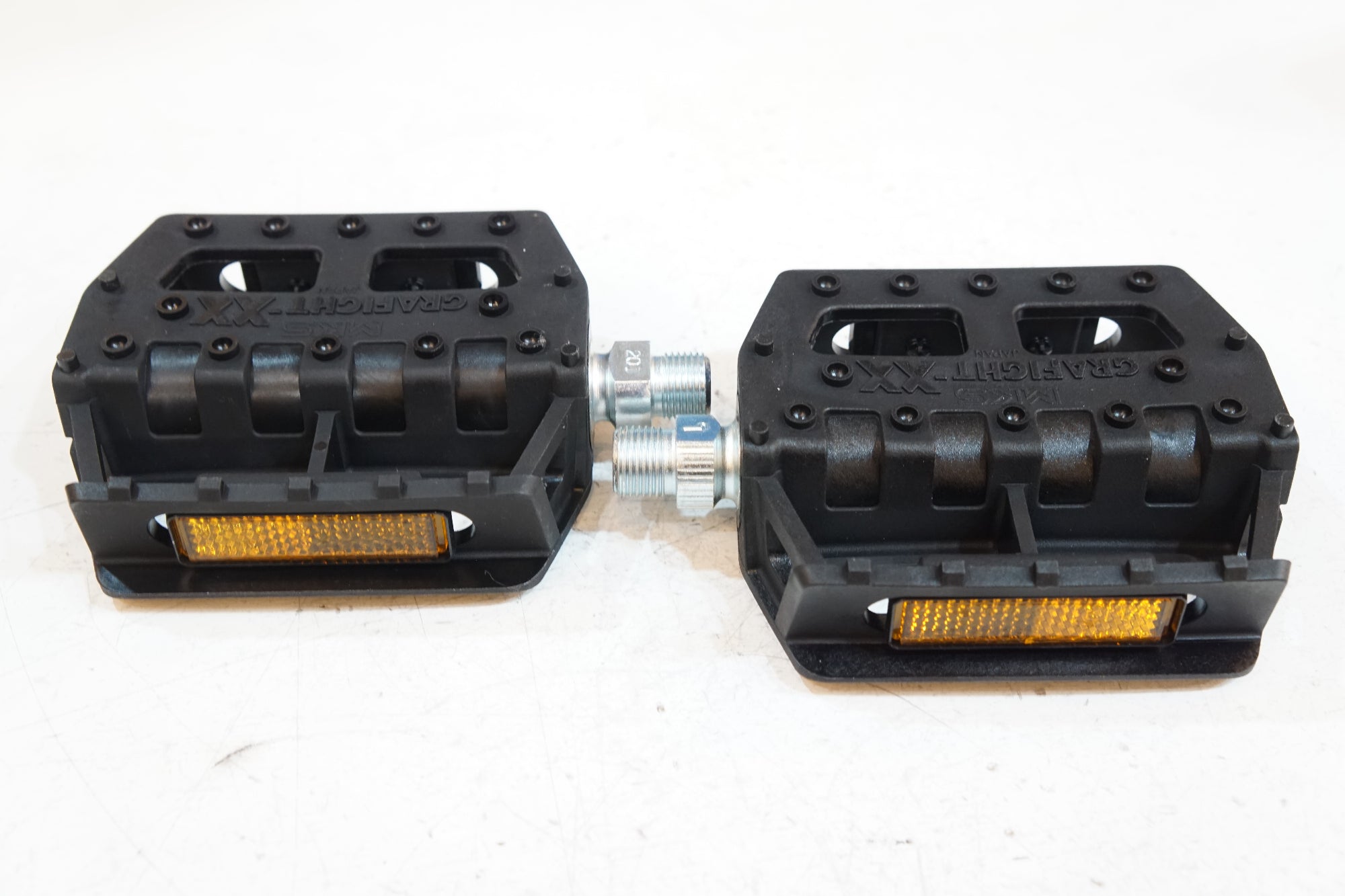 MKS 「ミカシマ」 GRAFIGHT-XX ペダル / バイチャリ浦和ベース