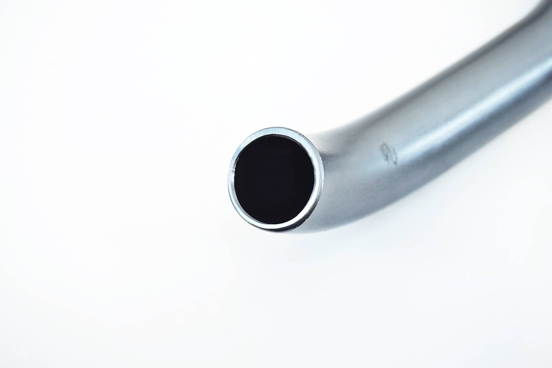 NITTO 「ニットー」 RB001 370mm φ25.4 ハンドル / 有明ガーデン店