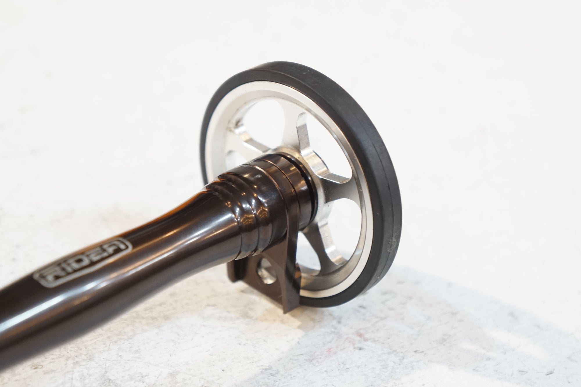 RIDEA 「リデア」 Extendable Easy Wheel Bracket ホイールブラケット / バイチャリ浦和ベース